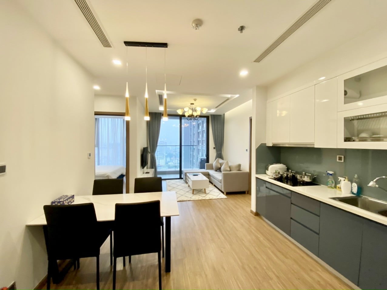 Căn Hộ 2 Phòng Ngủ Hiện Đại Tại Ba Đình Với Tiện Ích Cao Cấp