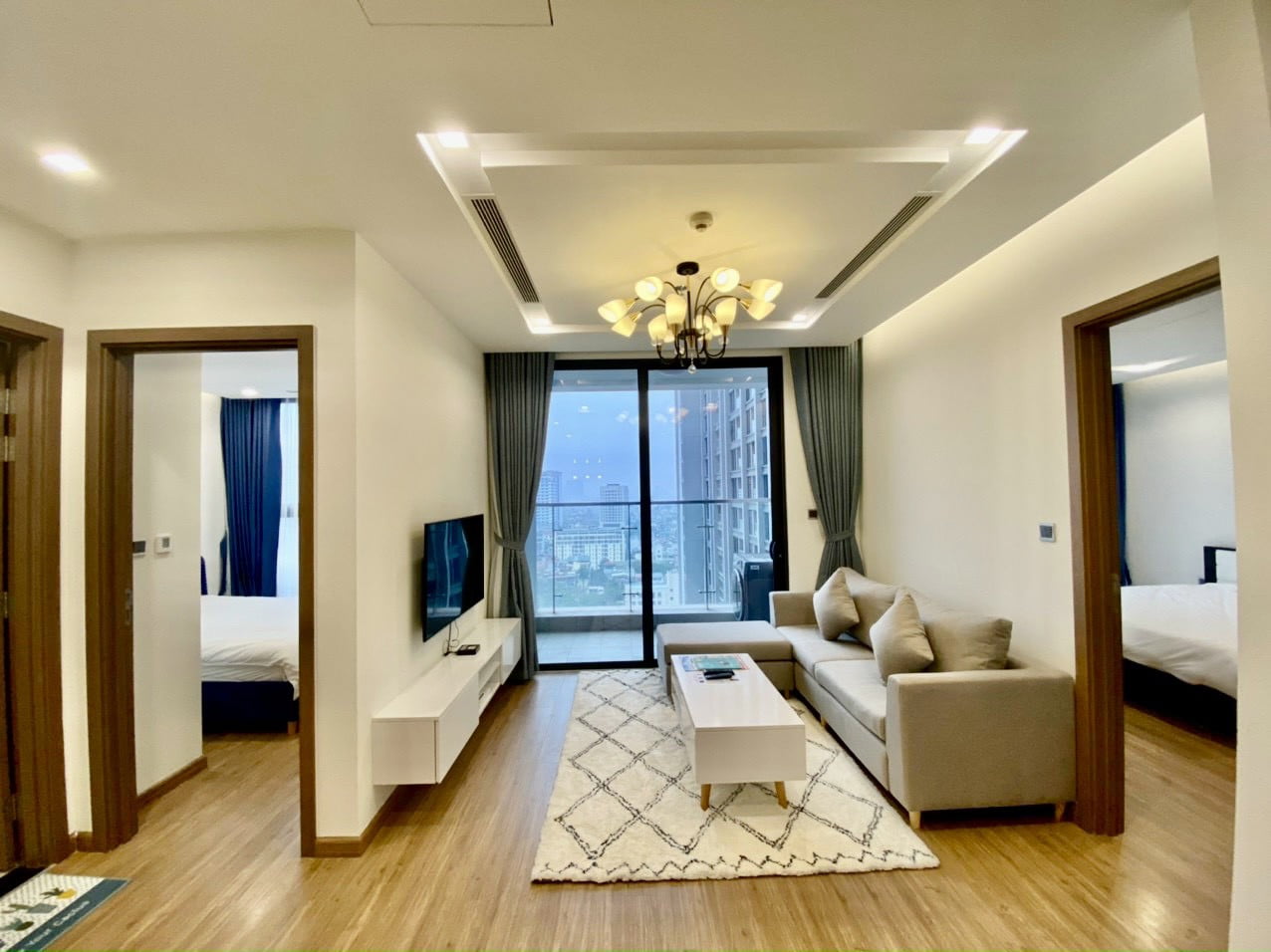 Căn Hộ 2 Phòng Ngủ Hiện Đại Tại Ba Đình Với Tiện Ích Cao Cấp