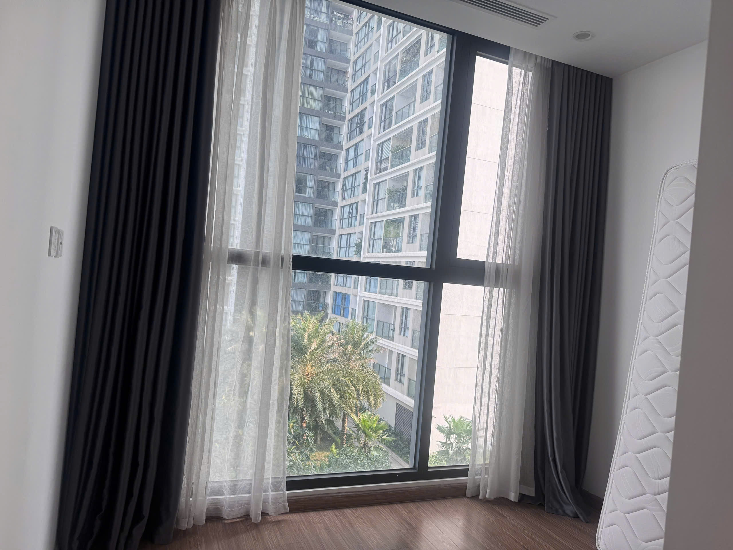 Cho thuê căn hộ cao cấp tại Vinhomes Skylake, đường Phạm Hùng, khu vực Mỹ Đình, Hà Nội
